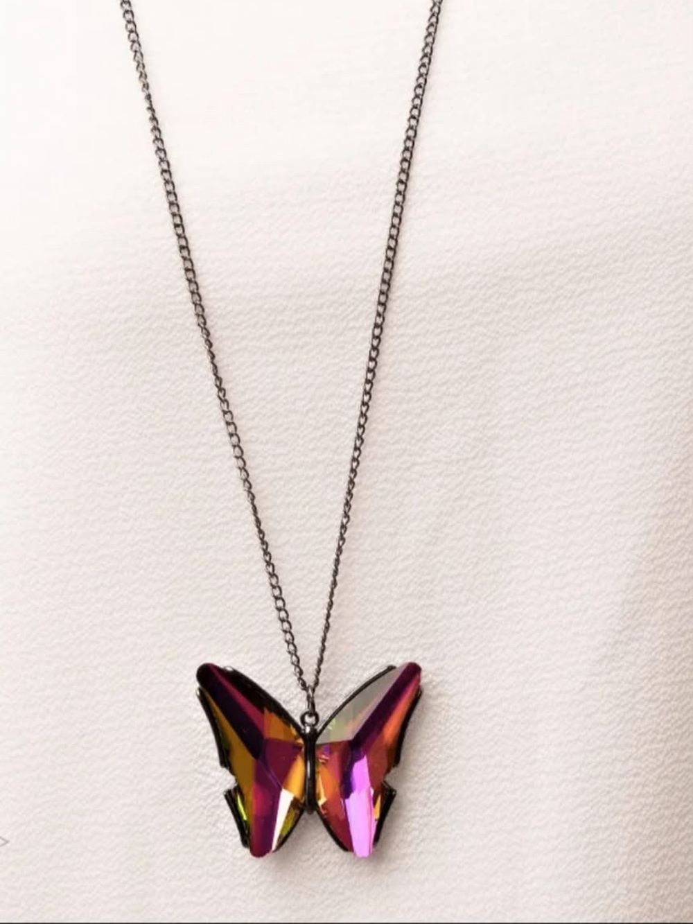 paparazzi Iridescent Butterfly Pendant Necklace - Pink, Purple, Gold